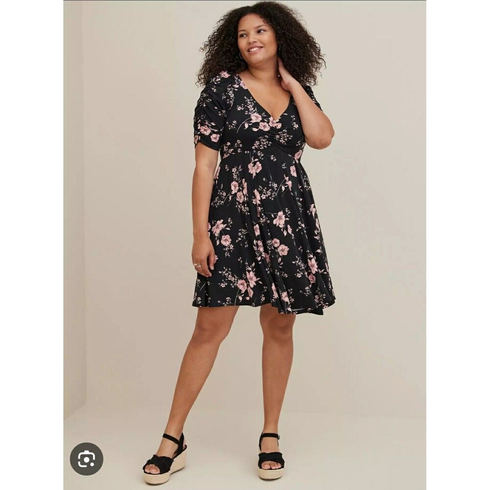 NWT Torrid Floral Cinch Front Puff Black Dress Boho Womens Plus Size 5x